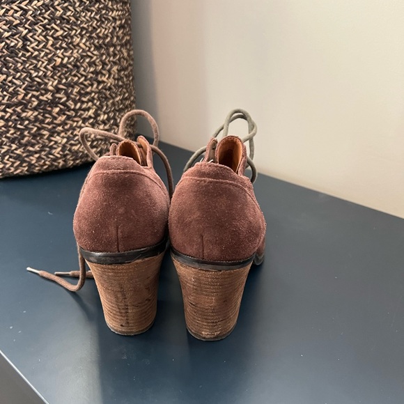 Lucky brand booties 9.5 - Picture 3 of 3